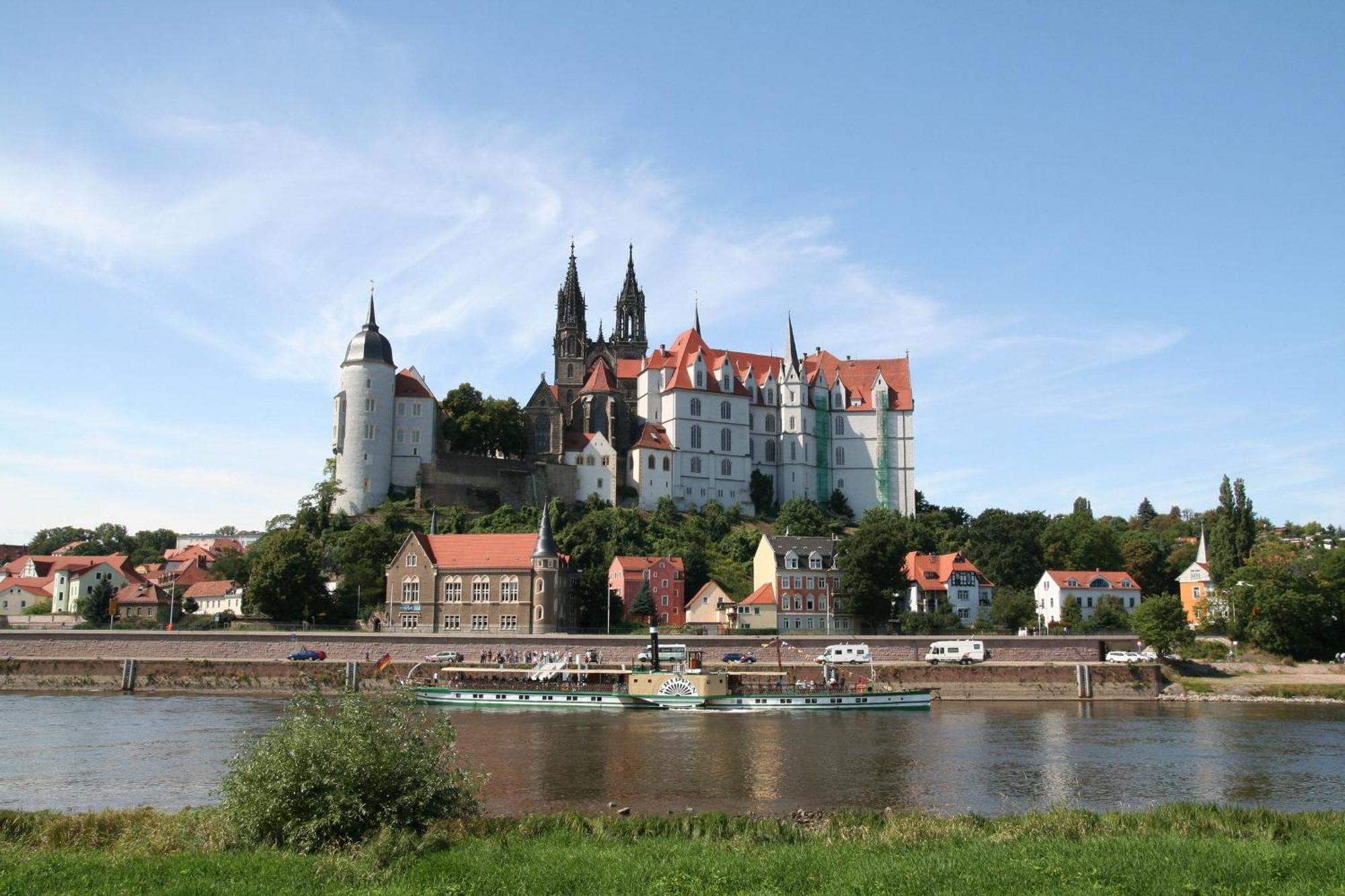 Romantik Hotel Burgkeller Residenz Kerstinghaus Meissen Bagian luar foto